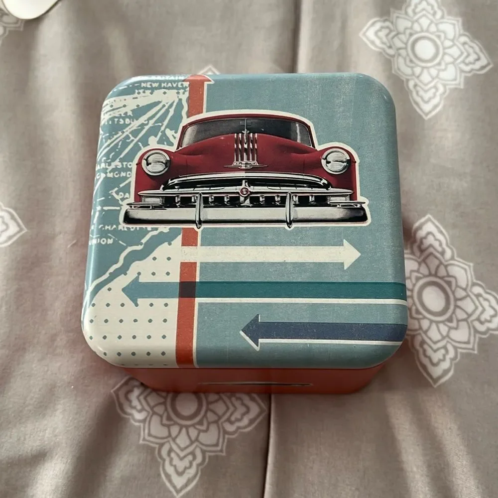 Fossil Collectible 30th Anniversary Watch Tin Box - Picture 1 of 5